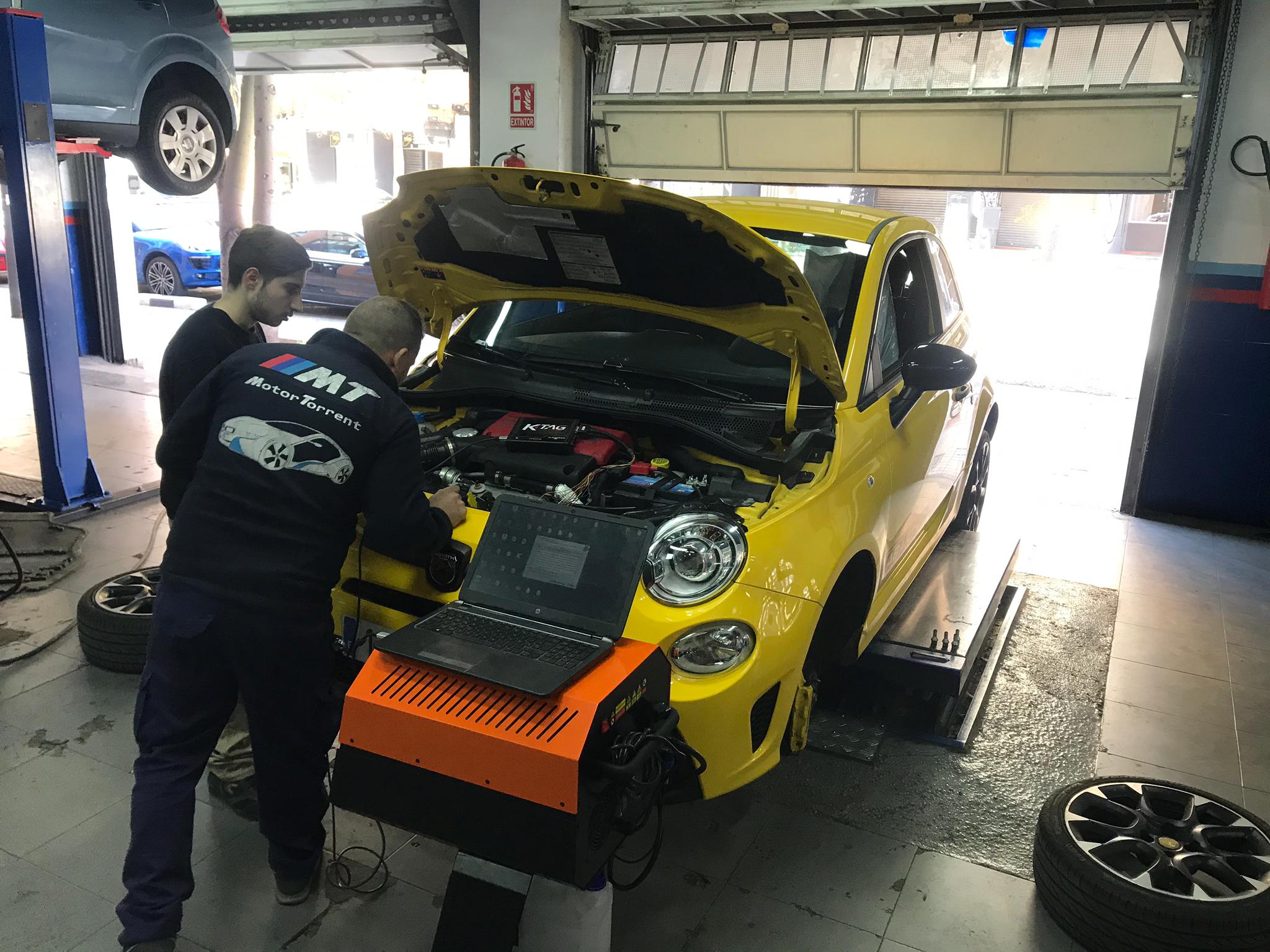 Abarth Reprogramacion pop and bang